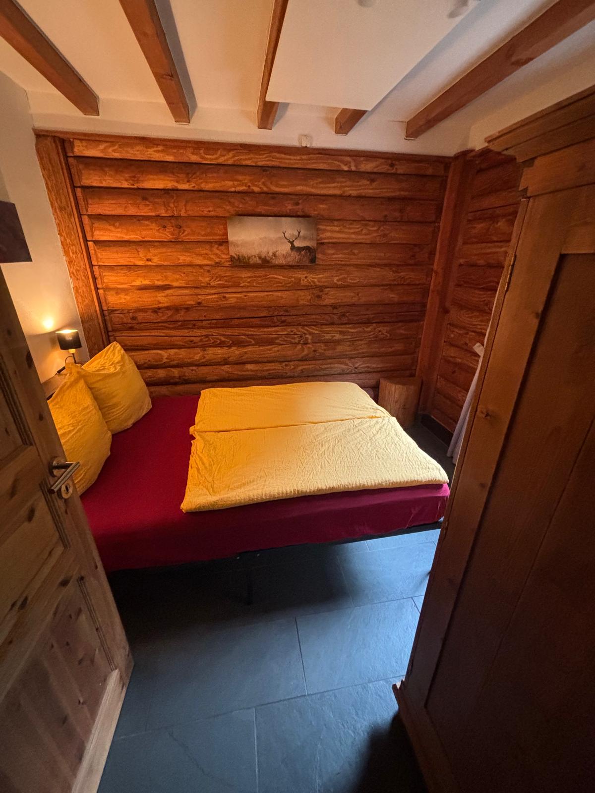 Geschlossenes Schlafzimmer im Erdgeschoss.